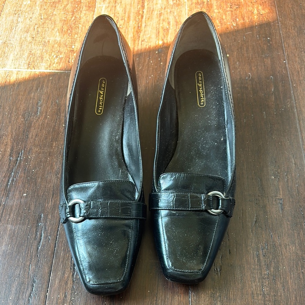 Easy Spirit Black Leather Loafers
